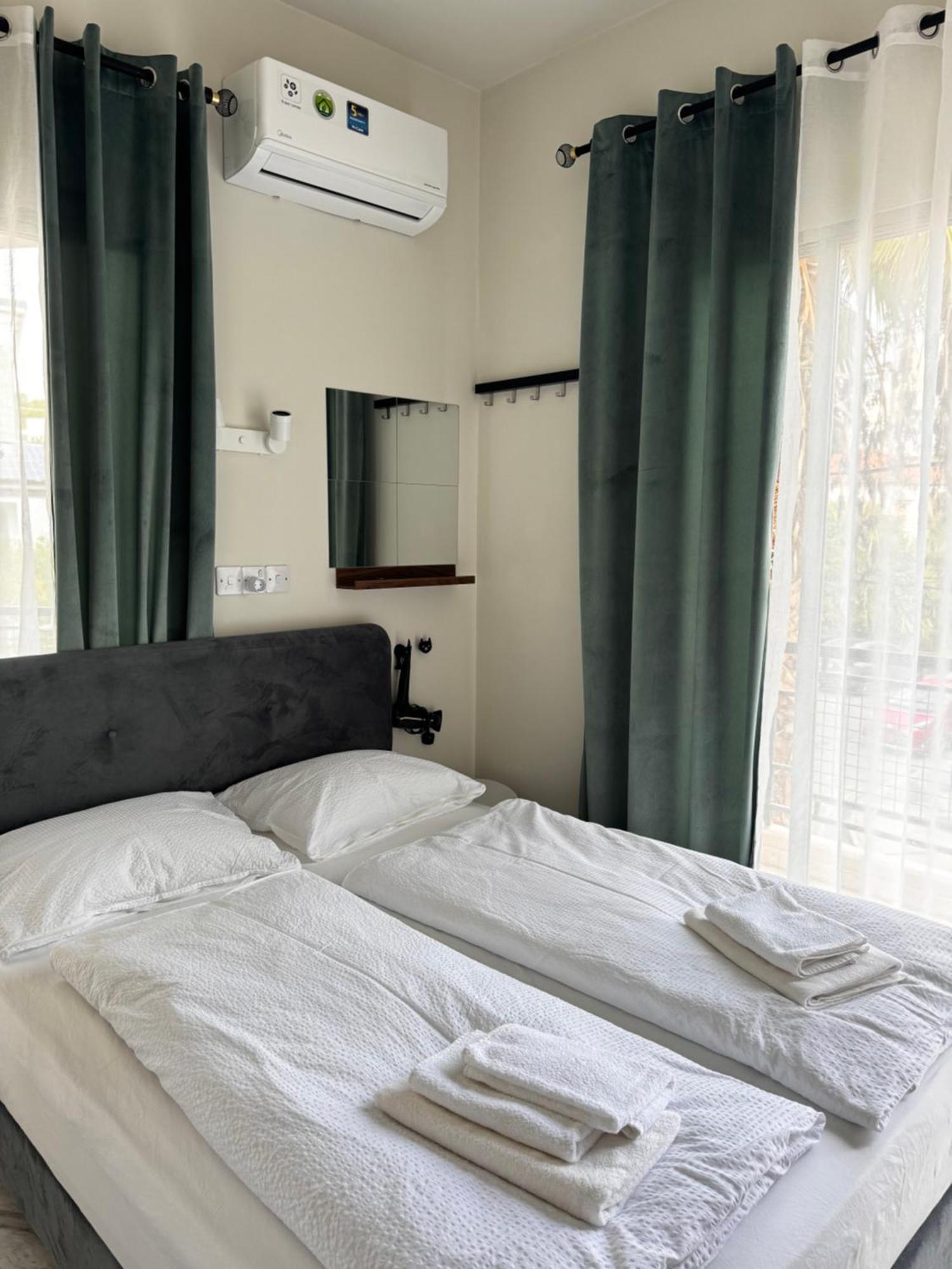 Apartment Smart Comfort Deluxe N1 Private Balcony Bathroom 250m Marina Port 800m